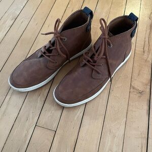 Levi's Brown Leather Chukka Boots with White Sole